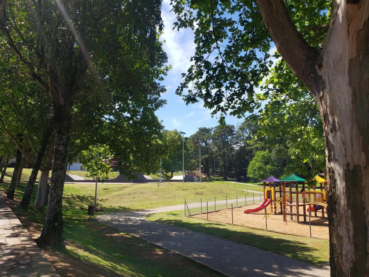 Lugar Encantador Com Patio, Proximo Ao Portico De Gramado Eksteriør bilde