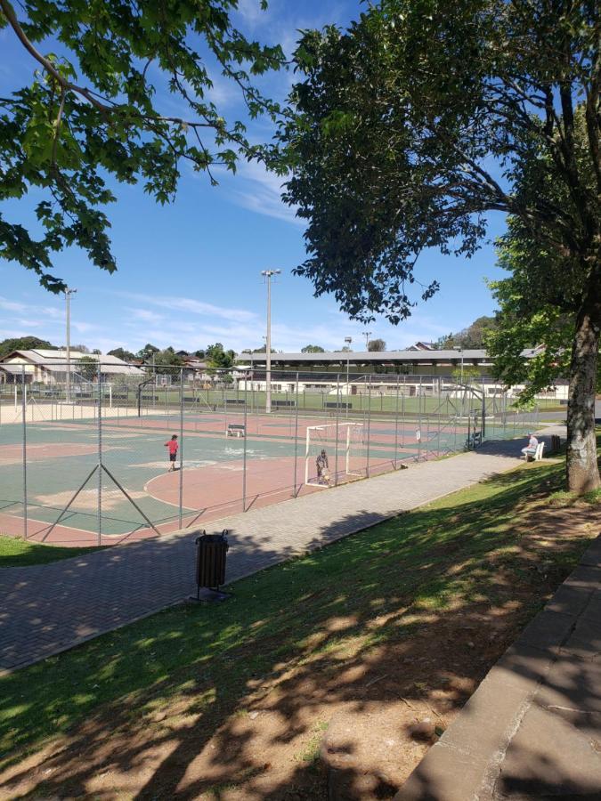 Lugar Encantador Com Patio, Proximo Ao Portico De Gramado Eksteriør bilde